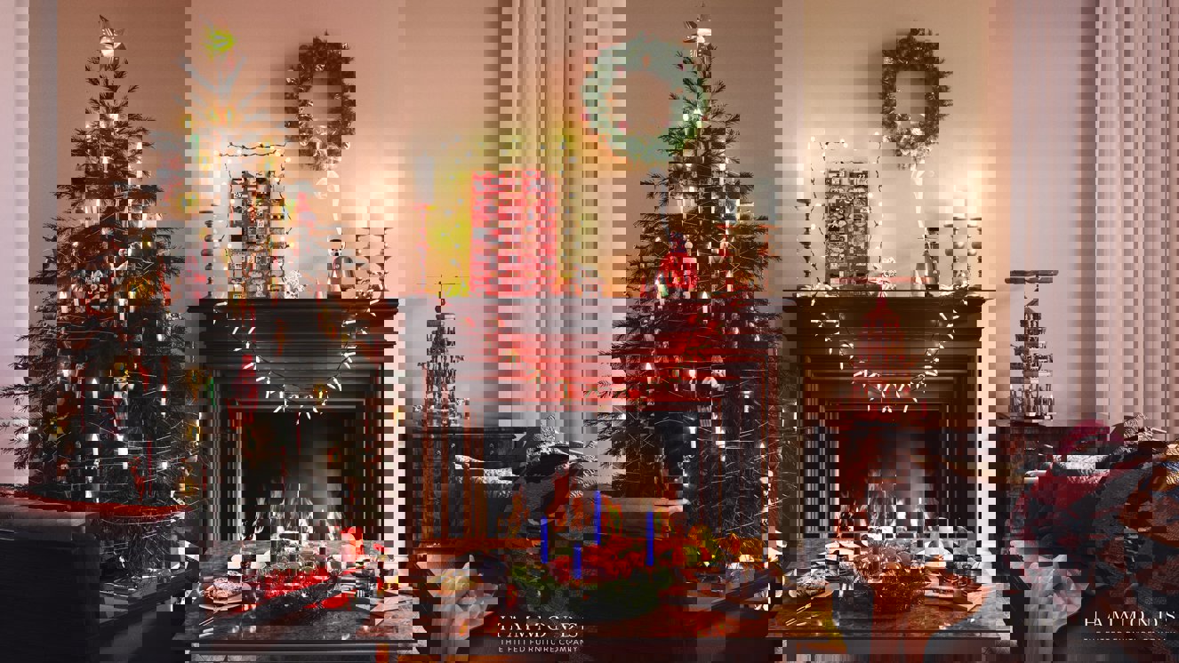 Christmas Living Room Decorations from Around the World 2